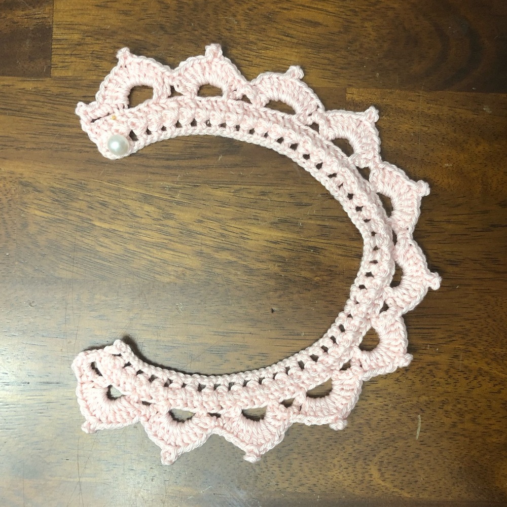 Crochet necklace with pearl